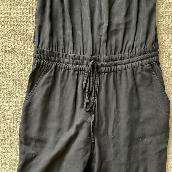 Black banana republic drawstring waist jumpsuit. - Picture 3 of 8